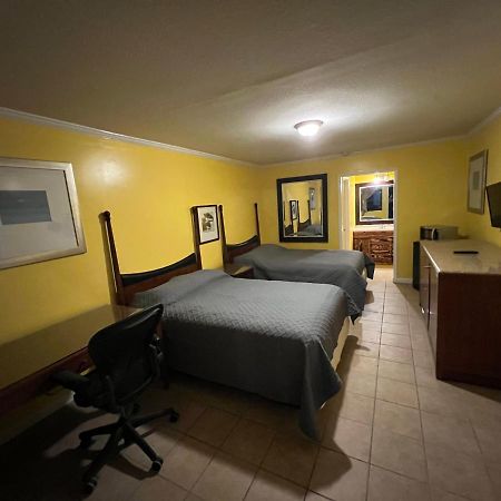 Dragon Inn & Suites Fayette Екстериор снимка