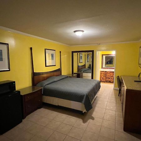 Dragon Inn & Suites Fayette Екстериор снимка