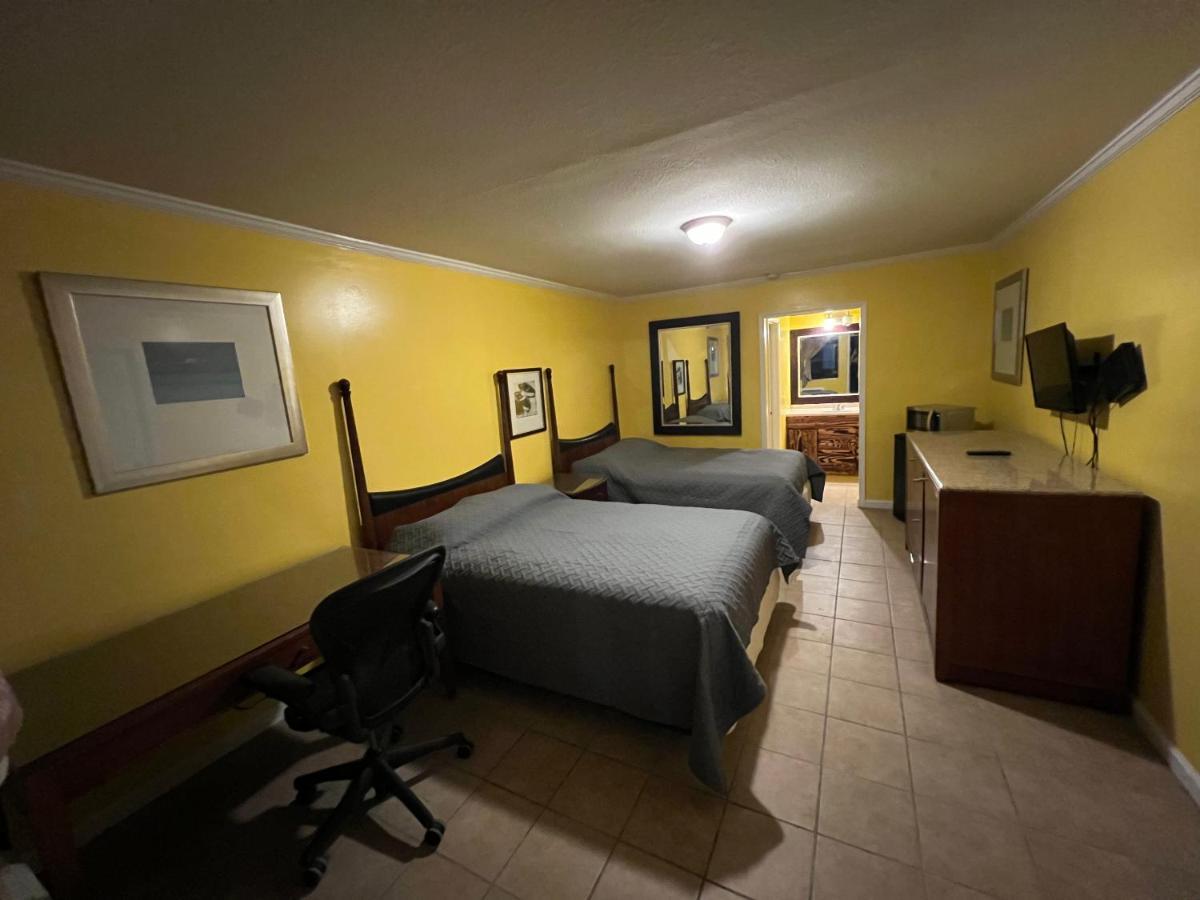 Dragon Inn & Suites Fayette Екстериор снимка