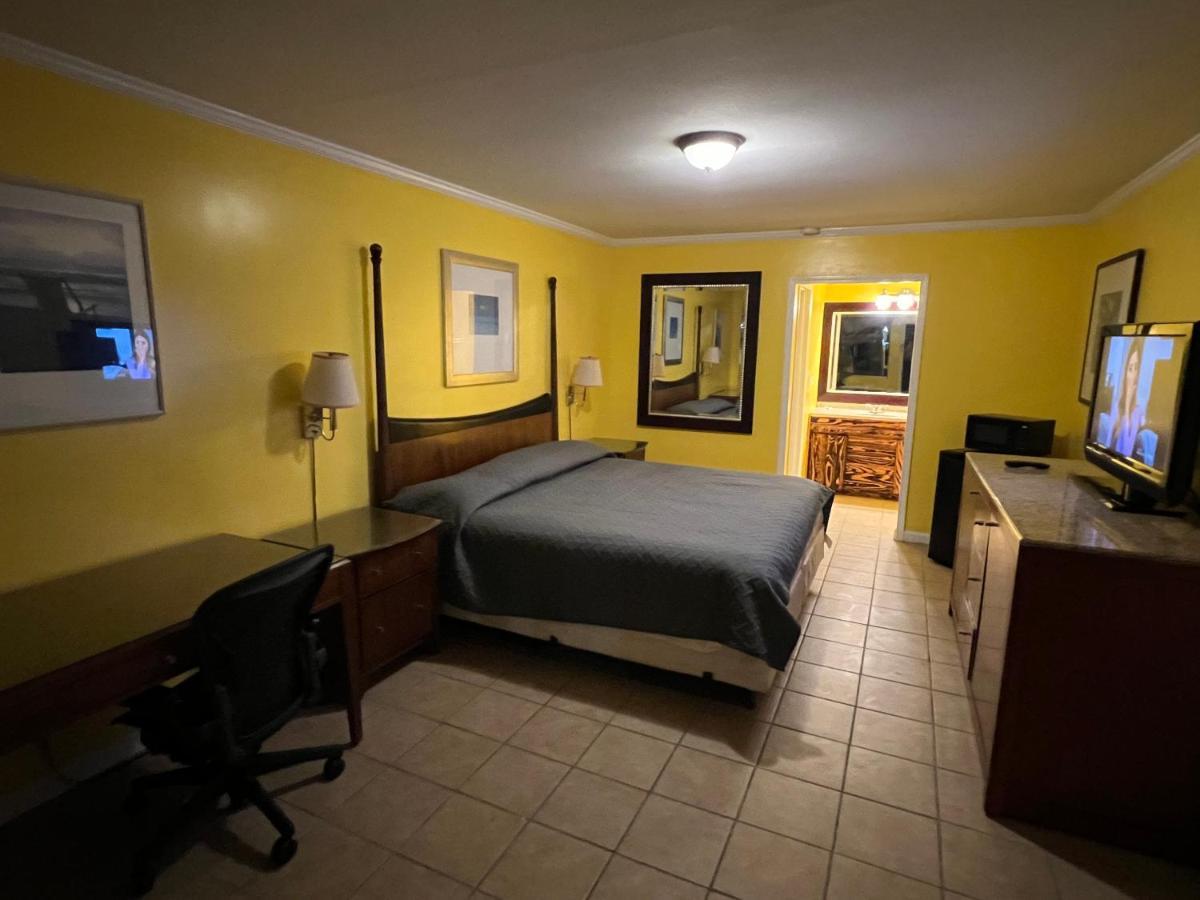 Dragon Inn & Suites Fayette Екстериор снимка