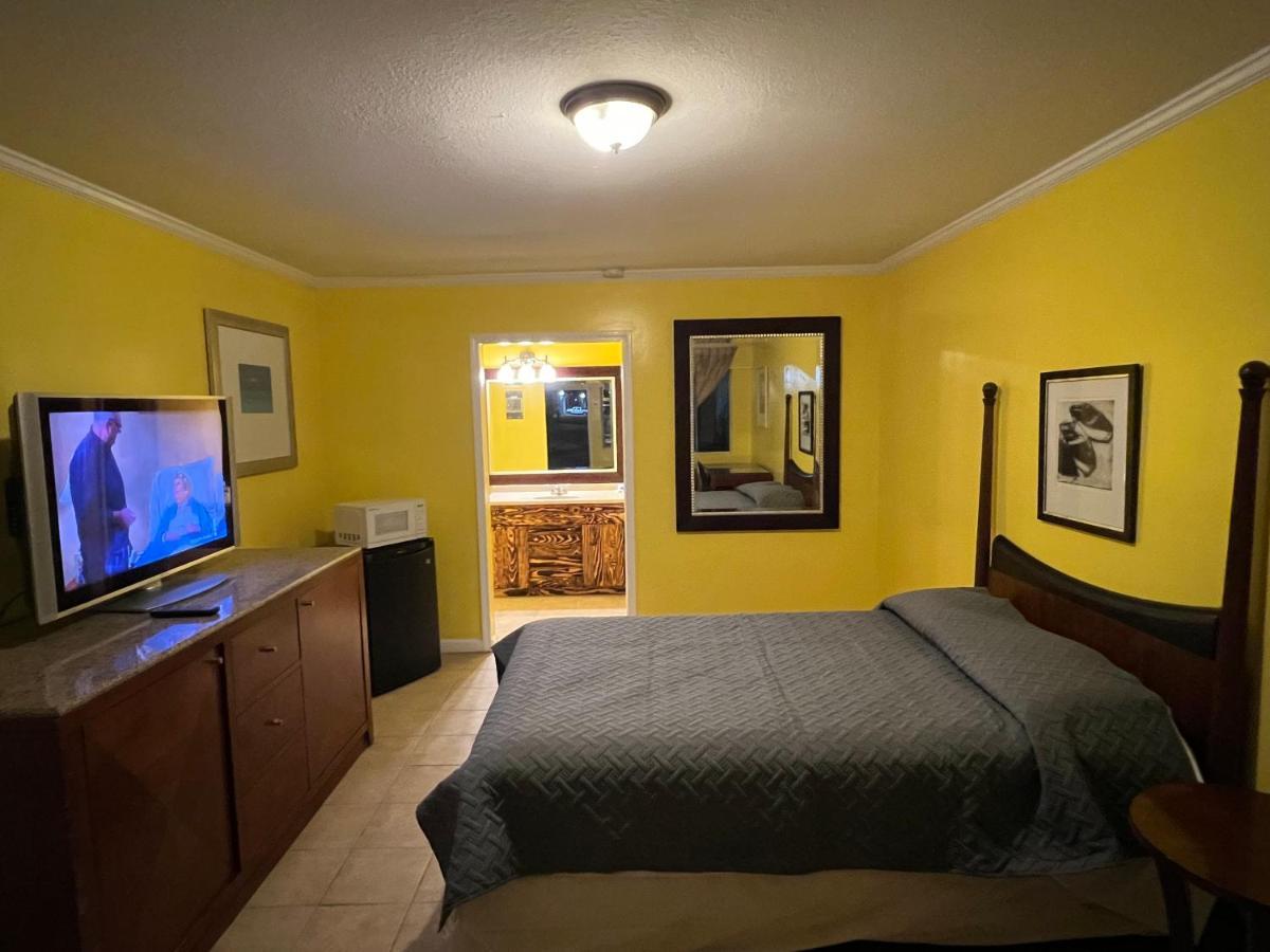 Dragon Inn & Suites Fayette Екстериор снимка