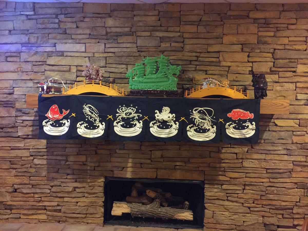 Dragon Inn & Suites Fayette Екстериор снимка